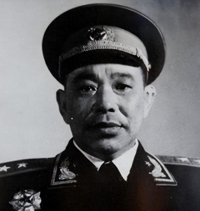 74年中央为贺龙恢复名誉，叶帅直言：我和贺龙个人关系并不是很好