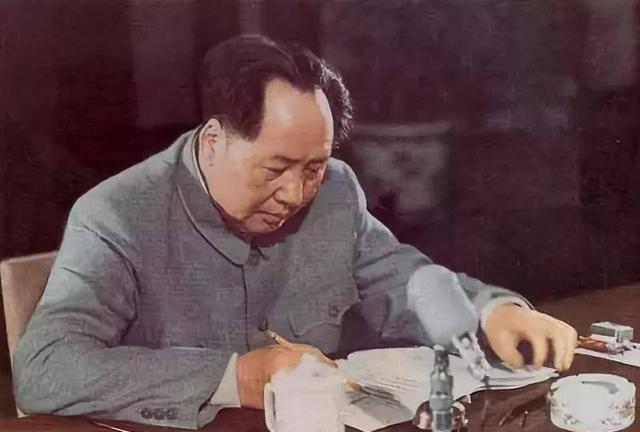 伟人去世十年后的1986年，薄一波预言：以后毛主席的地位还会更高