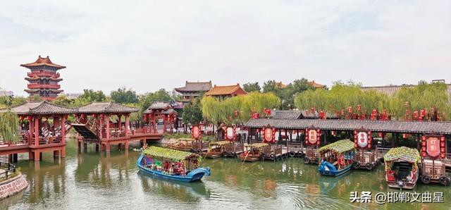我是邯郸人，去了趟河南开封，说说我对开封的印象：汴京的沉与升