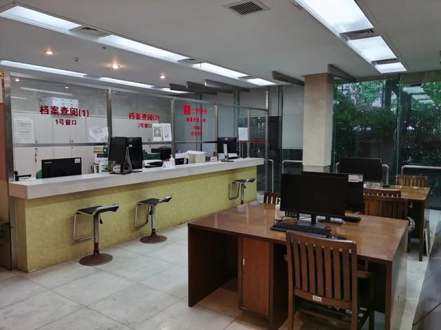 典藏上海，向新而生！上海市城市建设档案馆打开围墙，与市民共享单位附属绿地空间