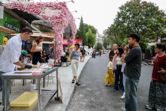 烟火气+国际范儿！双节假期和平文旅热度飙升