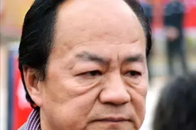 年轻时帅的惊为天人，老了却成“土肥圆”大叔，这4位男星好可惜图片