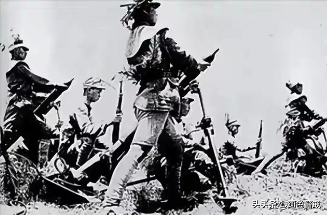 她从大队书记到中央候补委员，84年被开除党籍，退休后住进深山中