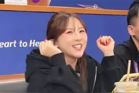 亚运美女播音员现唱《奢香夫人》燃爆全场,爆红全网,全网热血沸腾图片