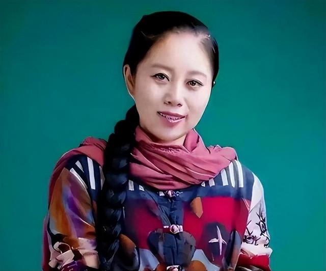 倾家荡产120万上星光大道，却惨遭淘汰，负债40万的她现在怎样了