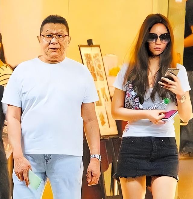 包养情人无数，娶初中同学女儿为妻，玩老婆闺蜜，嗜色如命的富豪