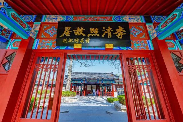 连续三天!大美济南在央视《2025中秋诗会》中熠熠生辉!
