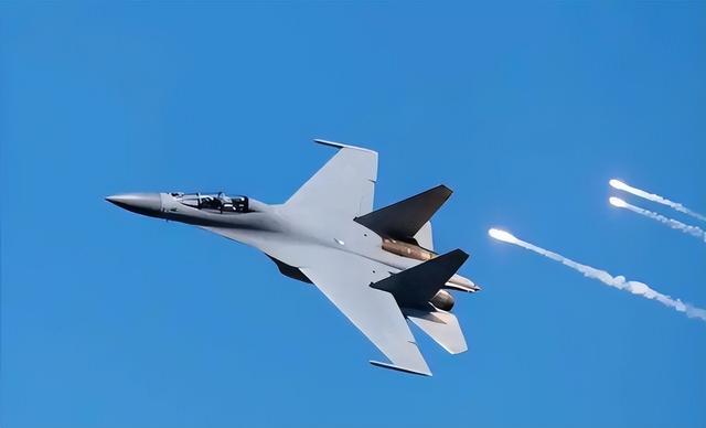 攻不了也守不住？中国空军在西藏上空	，被印度空军足足欺负了40年