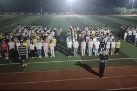 岳阳县柏祥中学巧用晚自习军训，开启新学期新风貌图片