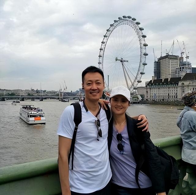 辛柏青丧妻刚满100天，离谱的事就发生了，被撮合娶马伊琍引争议