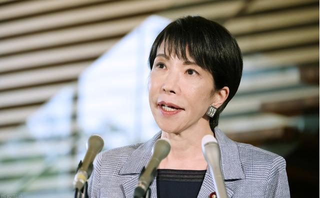 马克龙访华前见泽连斯基传递何信号