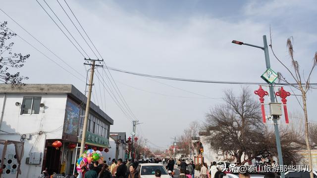 泰安：它是春节最值得一游的地方之一，热闹不嘈杂，怀旧不陈旧
