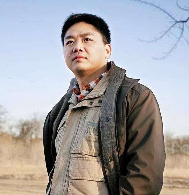 刘强东上千亿身家背后，儿子却是他一生的痛，感谢章泽天视如己出