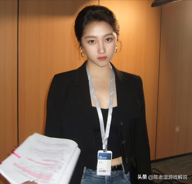 分手传闻仅4月，女友关晓彤高调官宣喜讯，鹿晗终于可以放心了