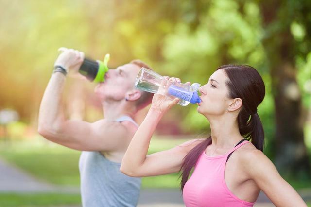 医生坦言：女性如果天天运动锻炼	，用不了多久，脸上或有6种变化