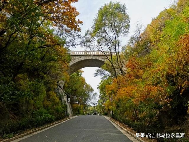 吉林市的公园中有哪些漂亮的石拱桥