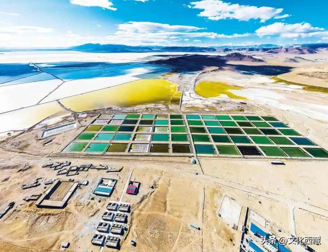 不用去澳大利亚！中国西藏有自己的粉红湖，颜值爆表，人少还免费！