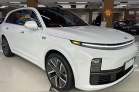 30.5万提了理想L7，开着稳又舒适，但这个短板明显，被骂也得说！图片