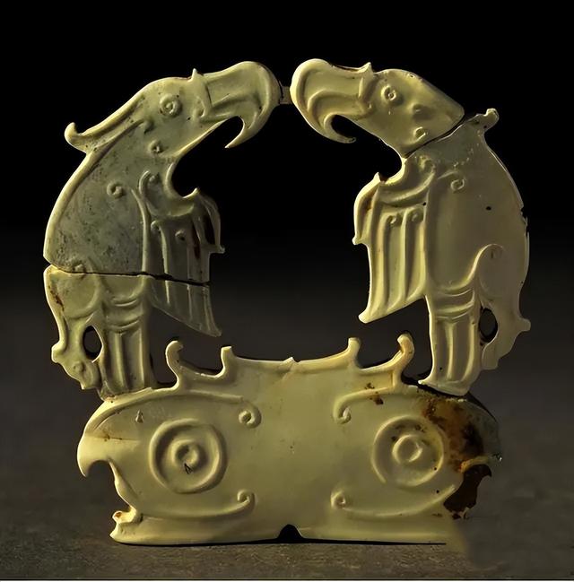 《中华上古史》第二卷 （五）、湖北石家河文化的玉器发展