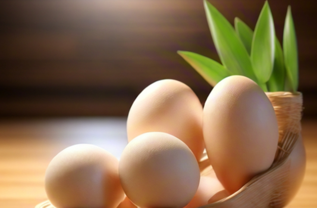 吃降压药不能碰鸡蛋？医生提醒：不只鸡蛋，这3物再馋也要管住嘴