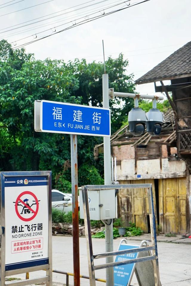 成都：打白酒下馆子，逛简阳石桥百年老街