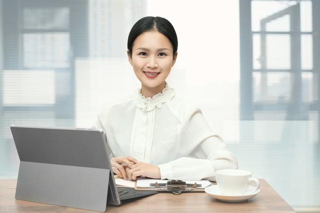 从古至今，见面打招呼的时候怎样称呼女性呢？