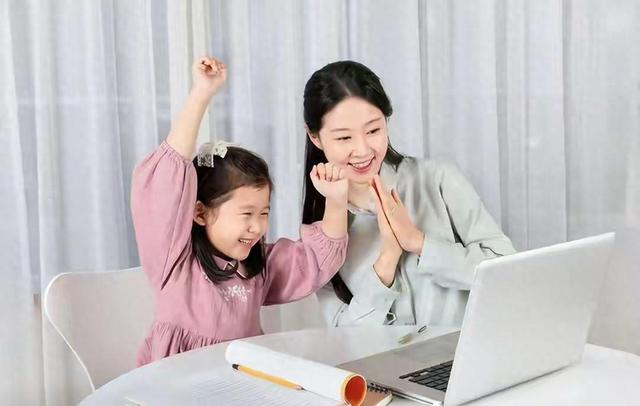 在家每天1小时！3个零套路线上副业，没技能也能月多赚2000+