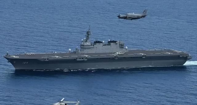 中美日航母齐聚西太？中方喊话高市背后人物	，日本收到三个坏消息