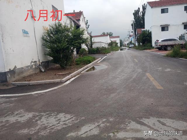 今日八月初一，老人说最怕“八月初一雨”，八月初一下雨啥预兆