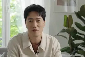 大象夜读｜抢到刘翔1/8裤子珍藏15年，难忘飞人高燃夺冠图片