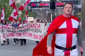 著名景点变废墟大温沃尔玛起火!加航取消航班!夺回加拿大风云再起图片