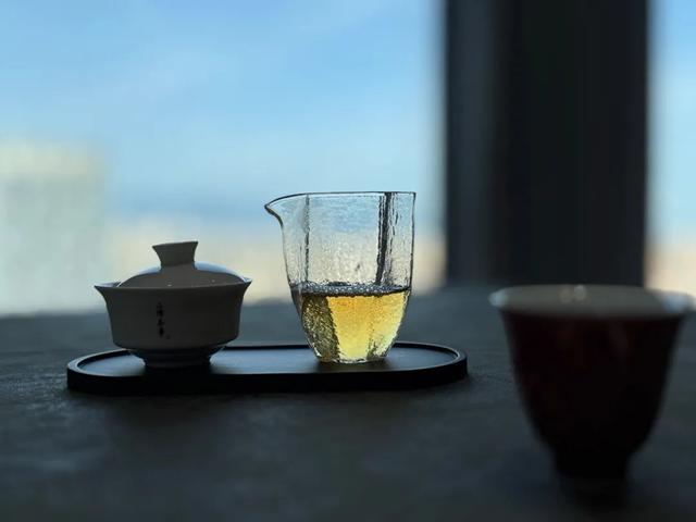 六大茶类的茶叶是怎么分类的？什么季节该喝什么茶？你都知道吗？