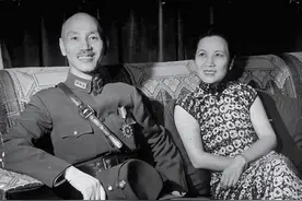 宋美龄逗留美国期间，听说蒋介石如鱼得水，和两个情妇打得火热图片