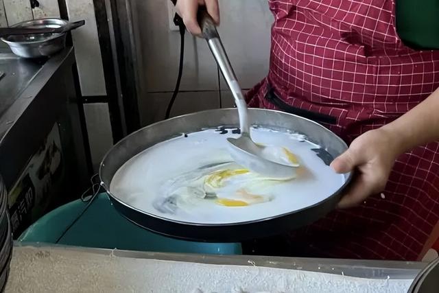 终于有人来说说这个有山有水的小城到底有多好吃了！