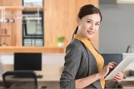 不要再称呼女人为美女了，已经过时了，现在呢，流行这三种称呼图片