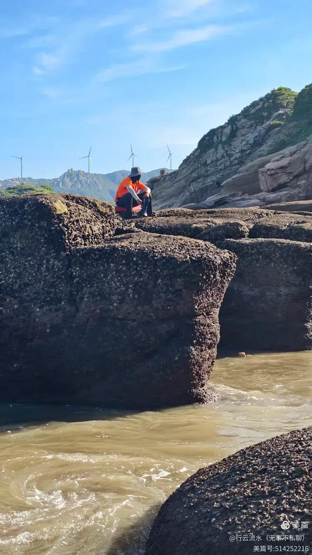 彩色旅图|光影里的霞浦:馒头山、下尾岛,半月里的畲族小姑娘