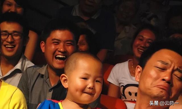 3岁上央视，5岁登春晚	，7岁就年薪百万，没想到现在却成了这样子