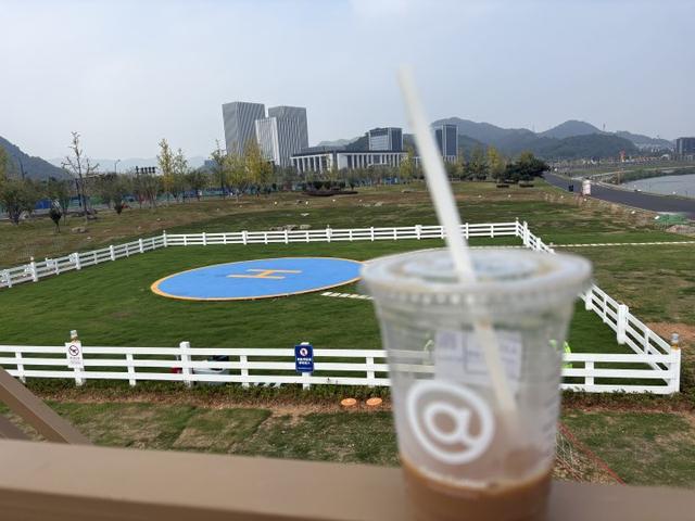 飞跃青山湖！临安首条环湖低空旅飞航线“十一”起飞