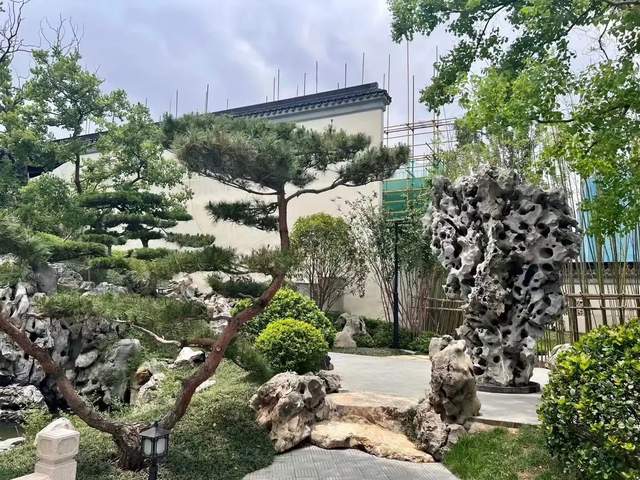 園林設計風景石材鋪裝設計注意事項(圖2) 園林設計風景石材鋪裝設計注意事項(圖2)