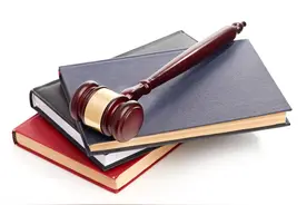 新房装修期间泡水，责任谁担？图片