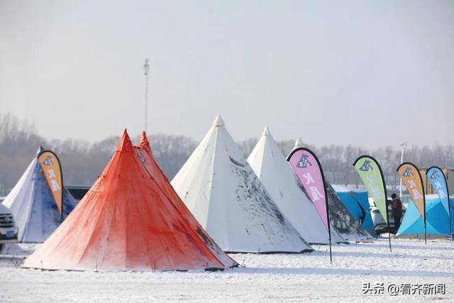 东北大席、雪地烟花秀、万人雪地蹦迪……齐齐哈尔这里每天精彩不断