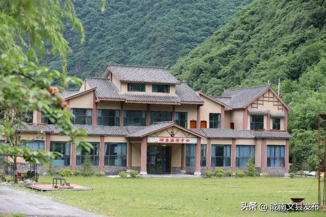 炎炎夏季 来文县铁楼藏族乡享清凉时光