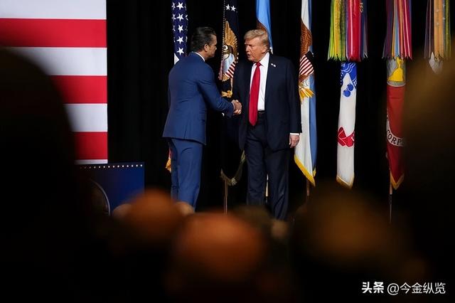 花百万煽动军队"内战"？特朗普斥巨资搞政治秀，美军将领诡异噤声