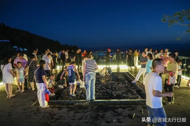 来晋城 过夏天丨一起去樊山天街凉快一下！