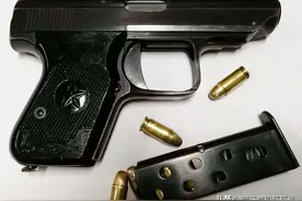 严打期间顶风作案震惊钢城，1996年鞍山市结伙袭警抢枪案侦破始末图片