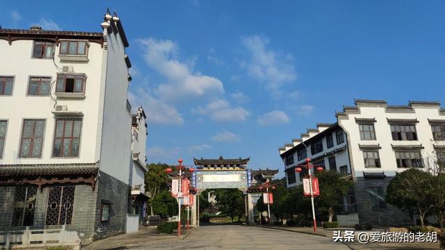 湖南耗资75亿元的古城烂尾10年后，国企接手改名，能否起死回生？