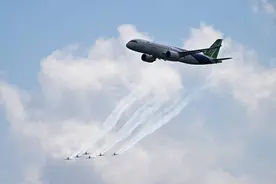 通用购买20架C919后，C919首次飞往国外，被坑惨的印尼选中国飞机图片