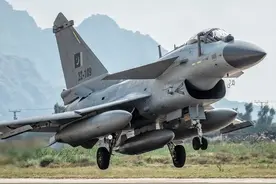 中国歼-10CE第二大单，卖16架？印媒：孟加拉将挑战西里古里走廊图片