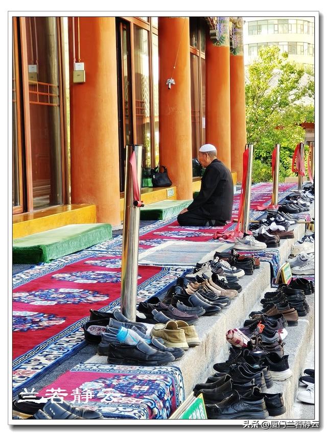 青海西宁市区里的几座清真寺 & 下南关美食街