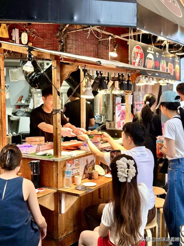 大阪黑门市场旅行攻略：本地人都爱来的“吃货+省钱”圣地